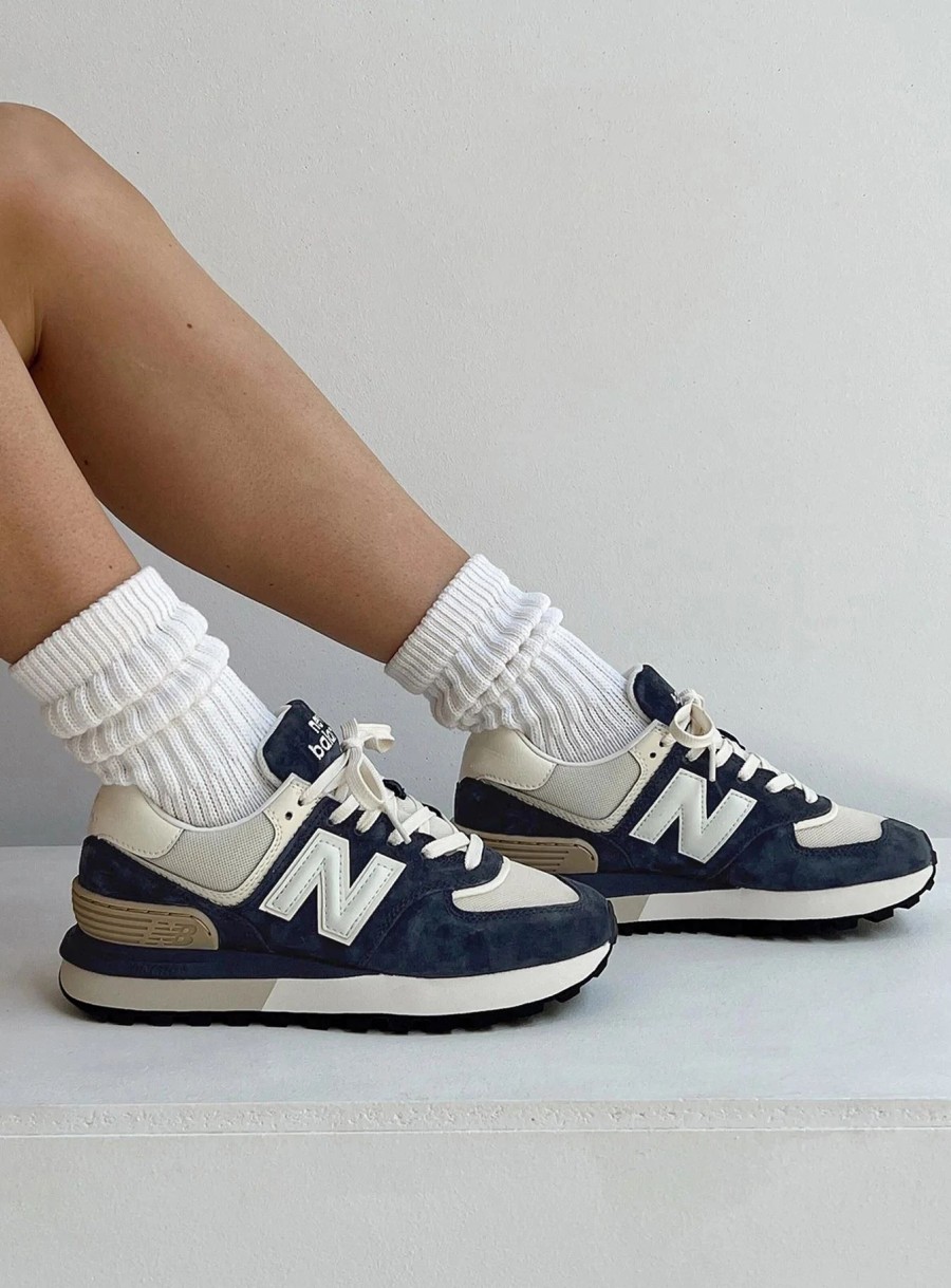 Shoes * | New Balance 574 Navy / Cream